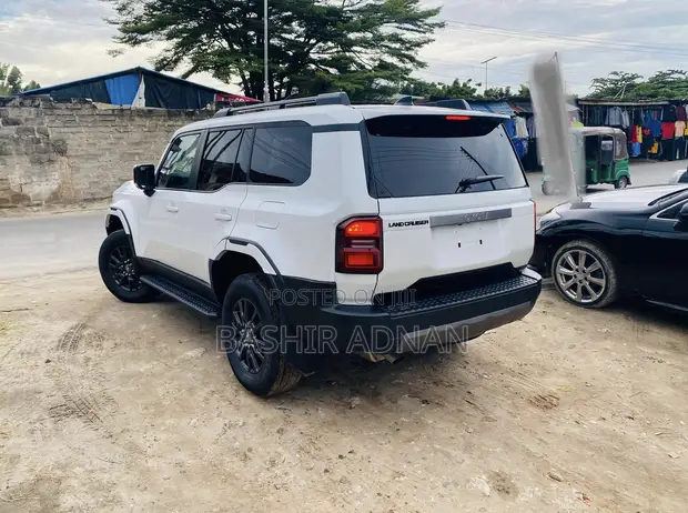 New Toyota Land Cruiser LC250 2025 White - 1