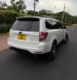 Subaru Forester 2010 White - 2