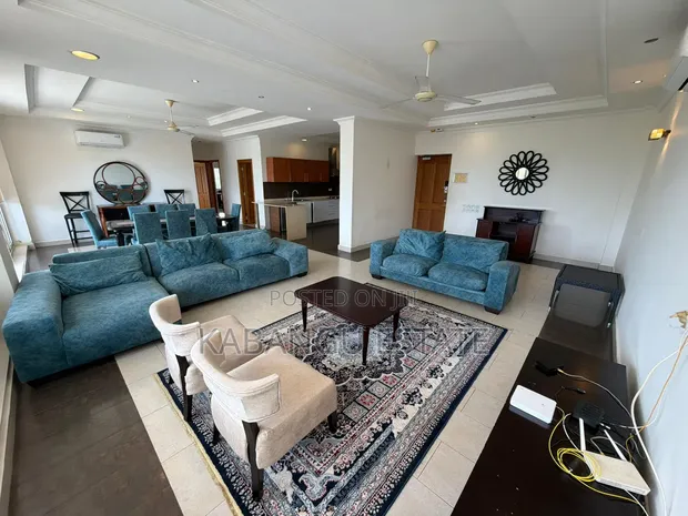 Furnished 3 Bedroom Apartment in Oyster Bay for Rent - 1