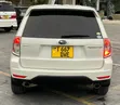 Subaru Forester 2011 White - 5