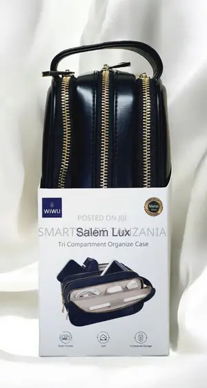 Wiwu Salem Lux Tri Compartment Organizer Case - Black Leather