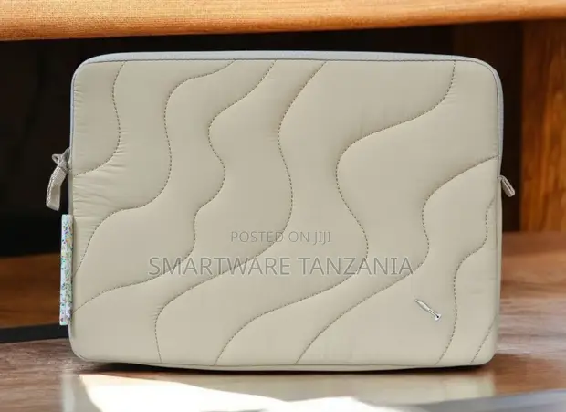 Kifuko cha Laptop chenye Quilted, Muundo wa Mawimbi, Beige, 13-14 Inch - 1