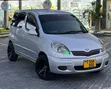 Toyota Fun Cargo 2004 Nyeupe - 2