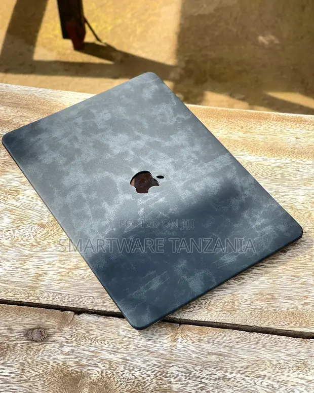 MacBook Hard Case - Dark Gray Marble Effect Cover - 1