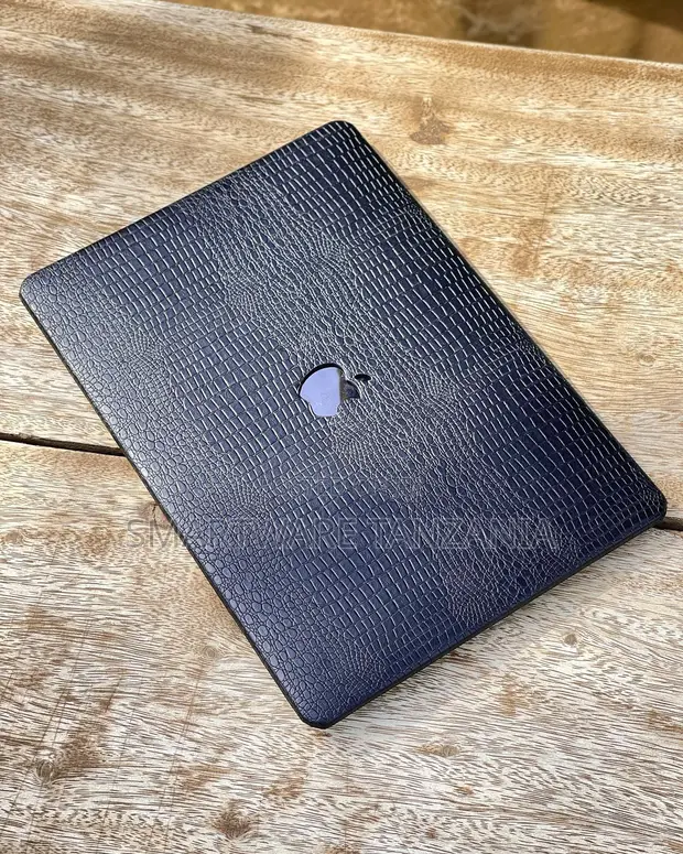 MacBook Hard Case Navy Blue Crocodile Texture - 1