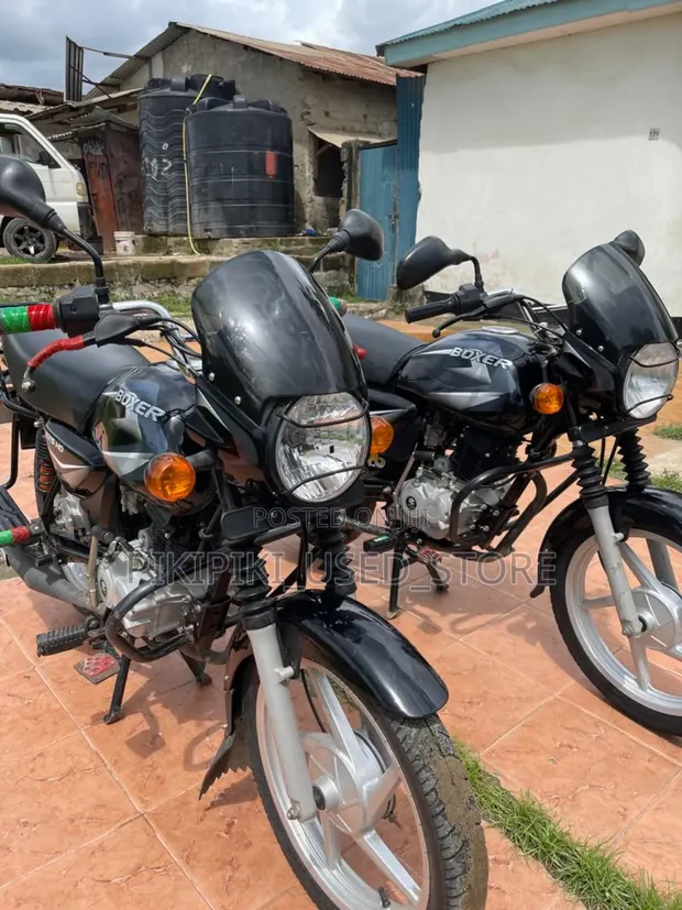 Bajaj Avenger 160 Street 2026 Black - 1