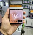 Motorola Razr 50 256GB Refurbished - 1