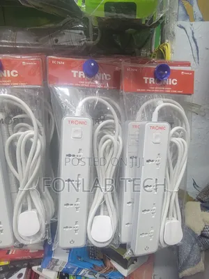 Tronic 4-Way Universal Extension Socket