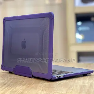 Kifaa cha Macbook - Nyeupe, Fremu ya Zambarau