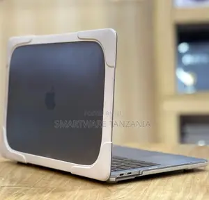 MacBook Silicone Bumper Case - White Corner Guard