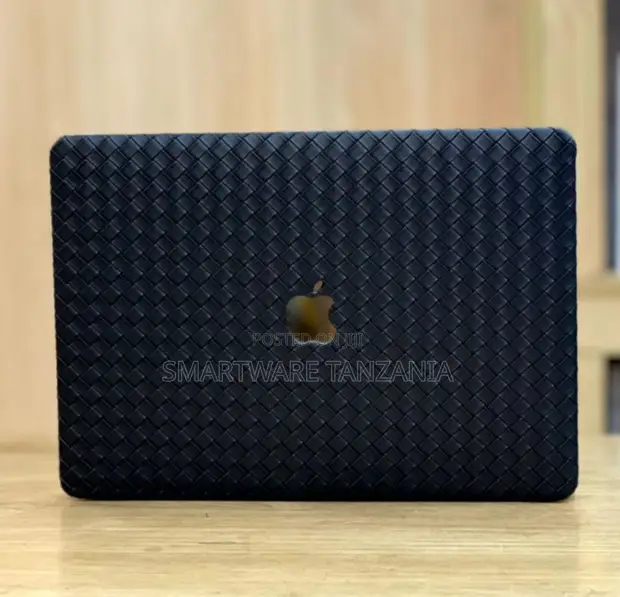 Macbook Hard Case Black Woven Leather Diamond Pattern - 1