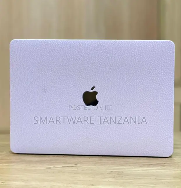MacBook Hard Case - Lavender Pebbled Grain Texture - 1