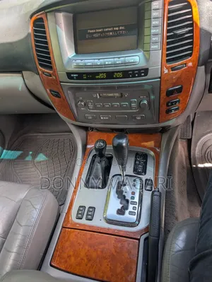 Toyota Land Cruiser VX Amazon 2004 Kijani
