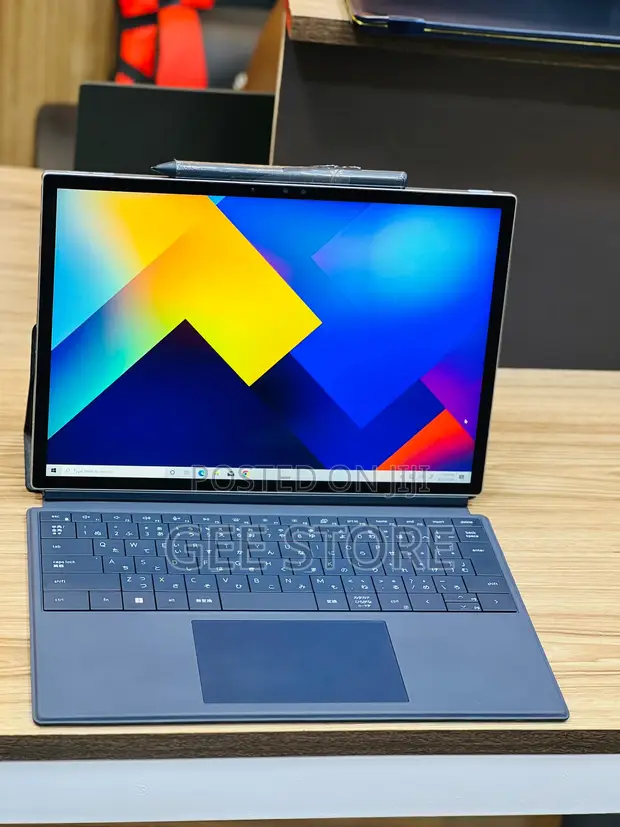 Dell XPS 11 (9P33) 8GB RAM, 256GB SSD, Intel Core i5 - 1