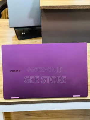 Samsung Galaxy Book 2 Pro 360 15.6" 1TB SSD Intel Core i7 16GB RAM