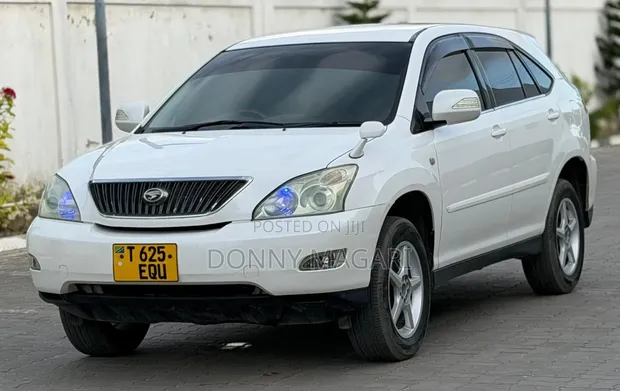 Toyota Harrier 2006 Pearl White - 1