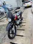 Bajaj Boxer X125 2024 Nyeusi - 3