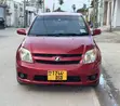 Toyota IST 2006 Nyeupe - 1