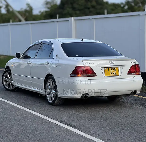 Toyota Crown Athlete 2006 - 1