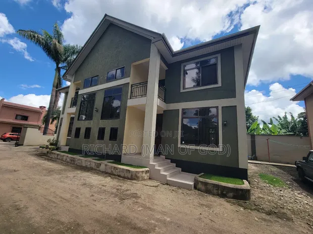 3 Bedroom Apartment for Rent in Central Business Area - 1