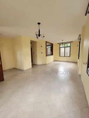 3 Bedroom Apartment for Rent in Central Business Area