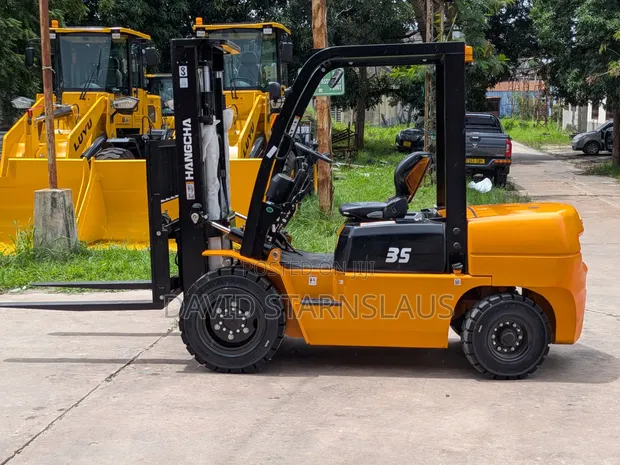 Hangcha 3.5t Diesel Forklift (3m/4.5m Lift) - 1