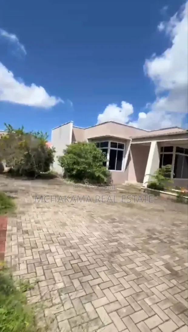 4 Bedroom House for Sale in Mchakama Real Estate, Kigamboni - 1