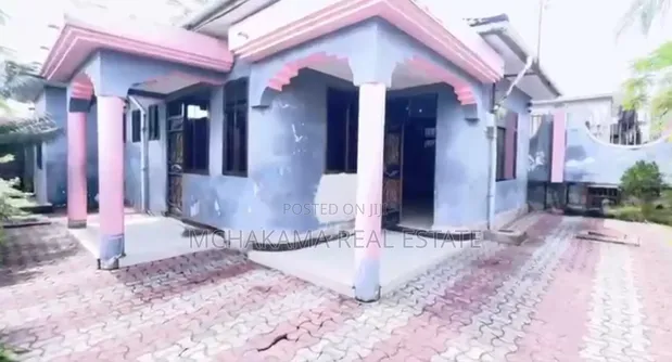 3 Bedroom House for Sale in Goba, Mchakamq Real Estate - 1