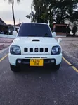 Suzuki Jimny 2000 White - 3
