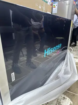 Hisense 65" QLED Smart TV 65Q6Q