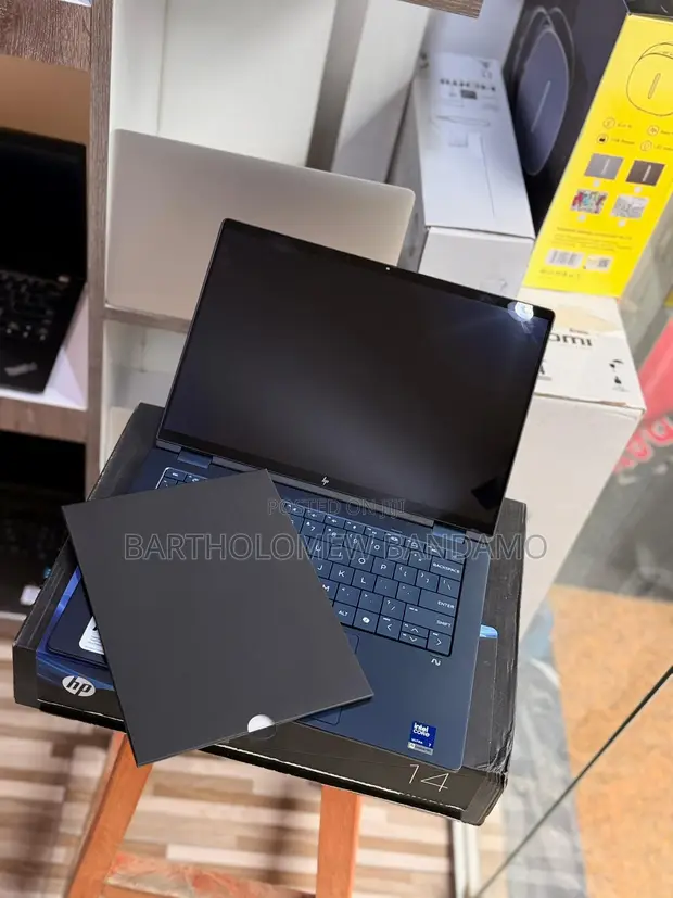 Laptop Mpya HP Chromebook 14 - Intel Core Ultra 7, 16GB RAM, 1TB SSD - 1