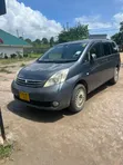 Toyota Isis 2008 Gray - 4