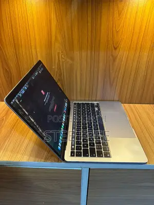 Apple MacBook Pro 2020 M1 16GB RAM 2TB SSD