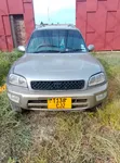 Toyota RAV4 Base FWD 1999 Nyeupe - 4