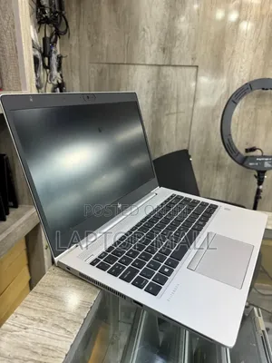 HP EliteBook 735 G5 Laptop - 14" FHD, Ryzen 5 Pro, 16GB RAM, 256GB SSD