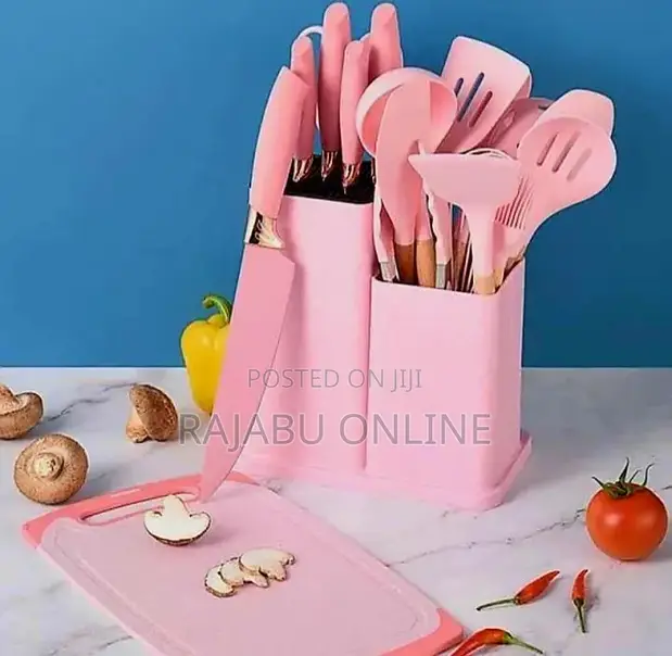 Classic Pawa Silicone Cutting Board with Knives - 1