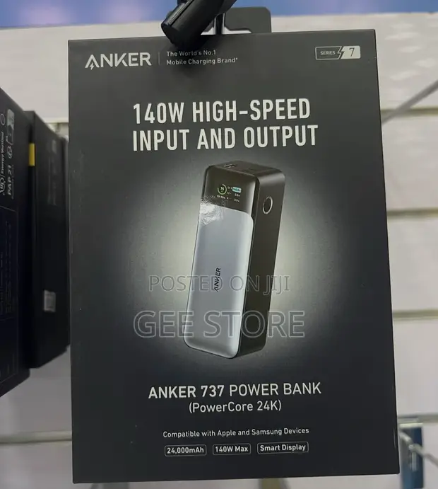Anker 737 Power Bank (PowerCore 24K) - 1
