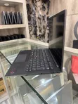 Laptopi ya Lenovo ThinkPad X1 Carbon Gen 9 - 1