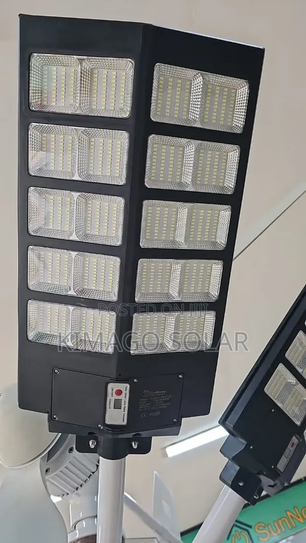 500W Solar Street Light - Charges in 5 Hrs, Lasts All Night - 1