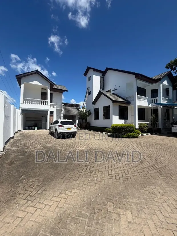 4-Bedroom House for Rent in Masaki - 1