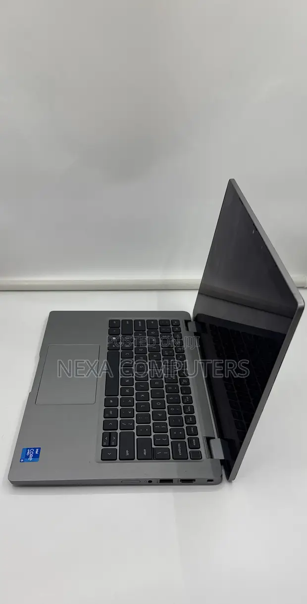 Dell Latitude 5320 16GB RAM, 256GB SSD, Core i5 - 1