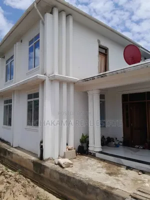 5-Bedroom Block of Flats for Sale in Goba