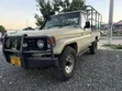 Toyota Land Cruiser Pickup 2015 Gold - 1