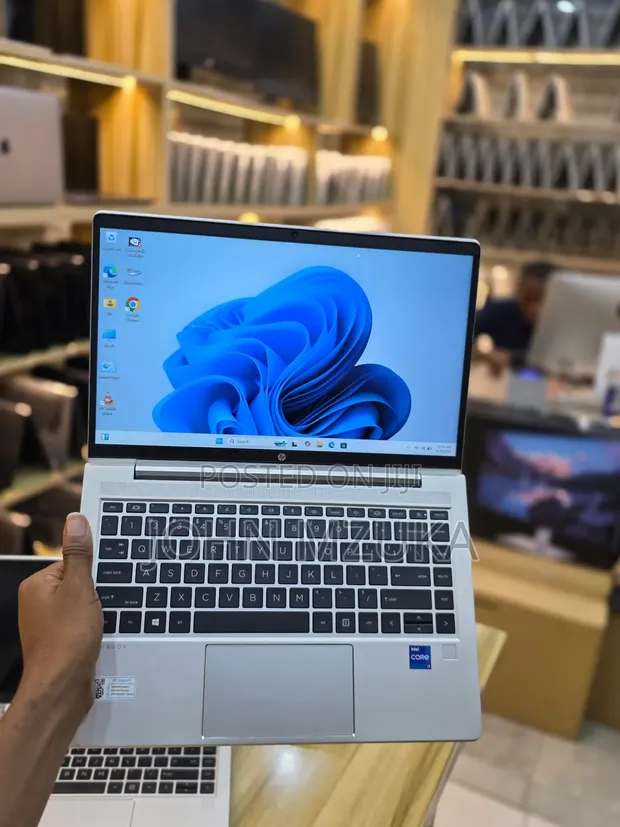 New HP ProBook 640 G8 Laptop: i7, 16GB RAM, 512GB SSD - 1