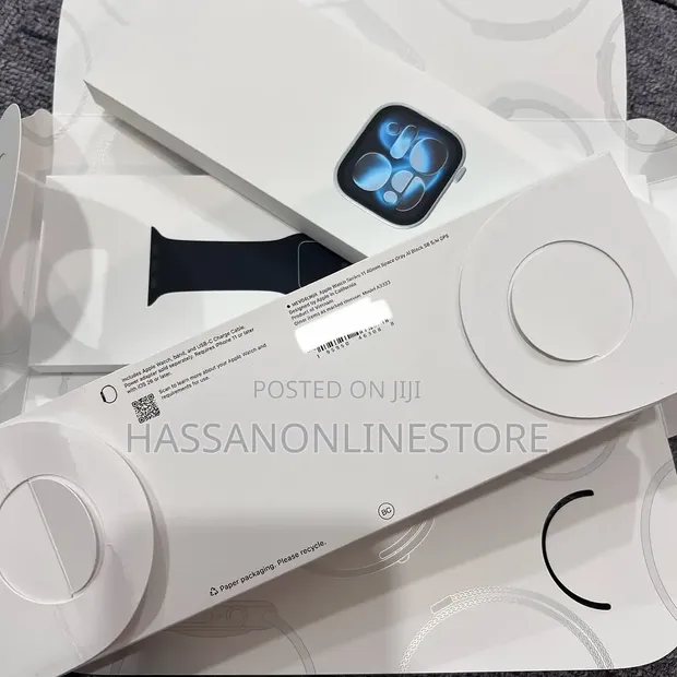 Apple Watch Series 11 46mm - 1