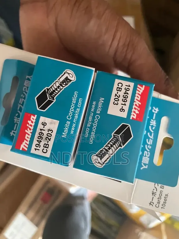 Makita CB203 Carbon Brush Pair - 1