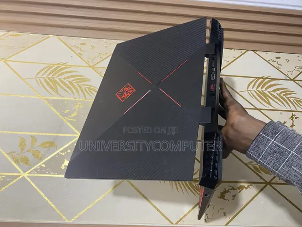 HP Omen 15-dh002nr Laptop ya Michezo - Intel Core i7, 16GB RAM, 256GB SSD - 1
