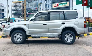 Toyota Land Cruiser Prado TX 2000 Silver
