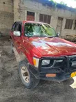 Toyota Hilux 2000 Red - 1