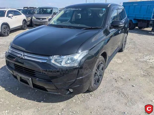 Mitsubishi Outlander 2013 Black - 1